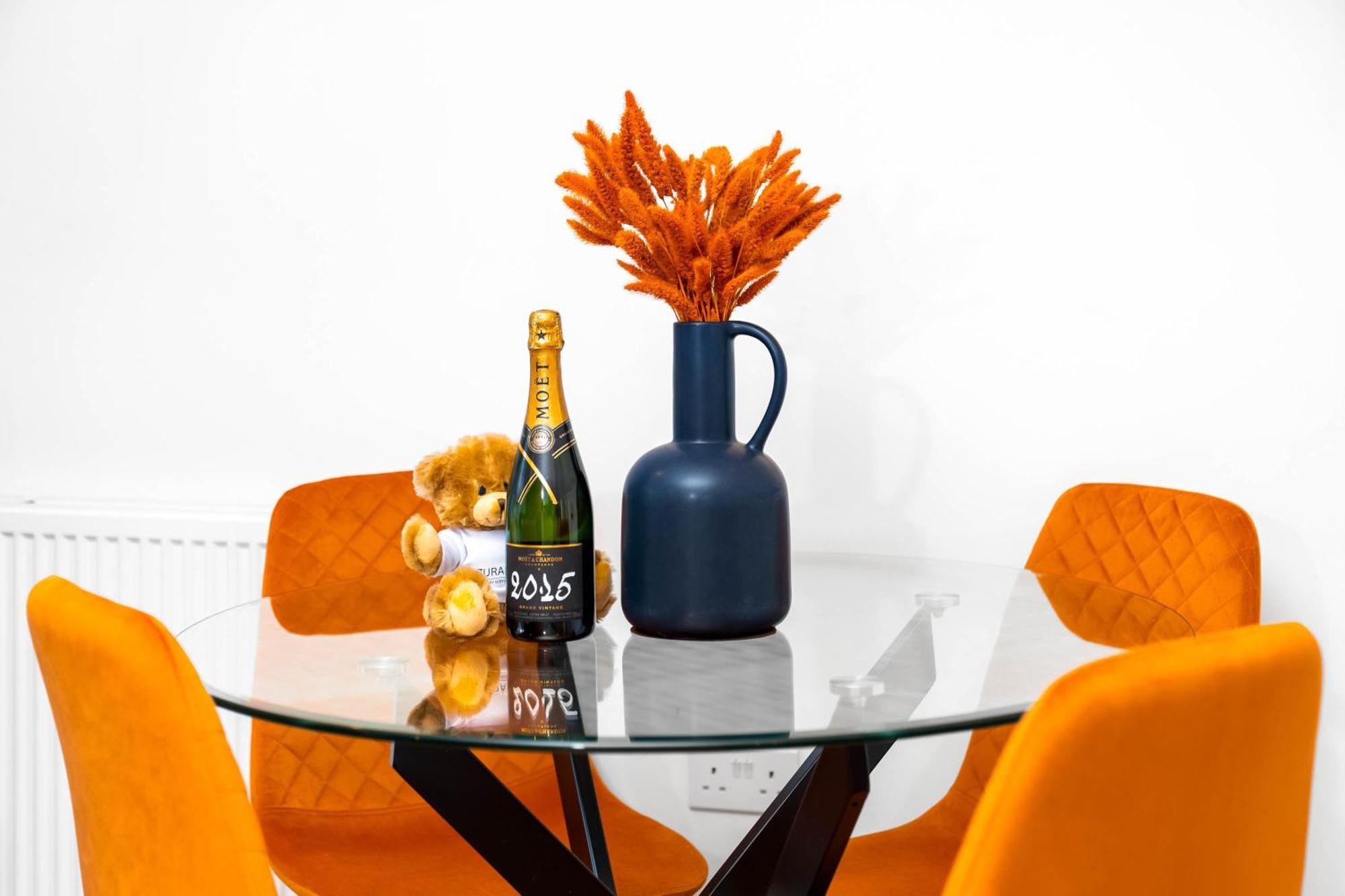 Luxury City Centre 5 Bed House With En-Suite, Bbq, On-Site Parking By Azura Nights Birmingham Ngoại thất bức ảnh
