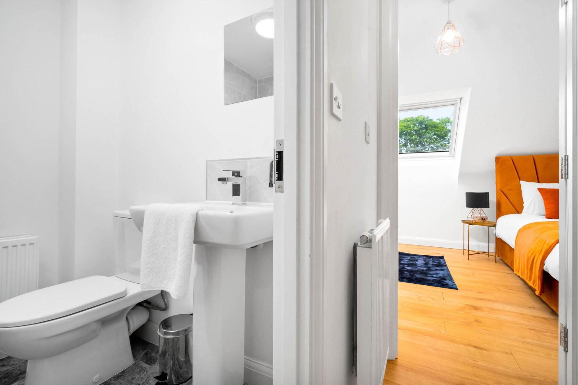 Luxury City Centre 5 Bed House With En-Suite, Bbq, On-Site Parking By Azura Nights Birmingham Ngoại thất bức ảnh